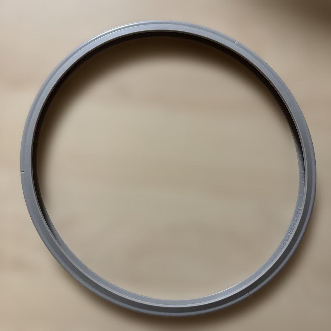 Fissler フィスラー中型圧力鍋 ステンレス製 蒸し器付き