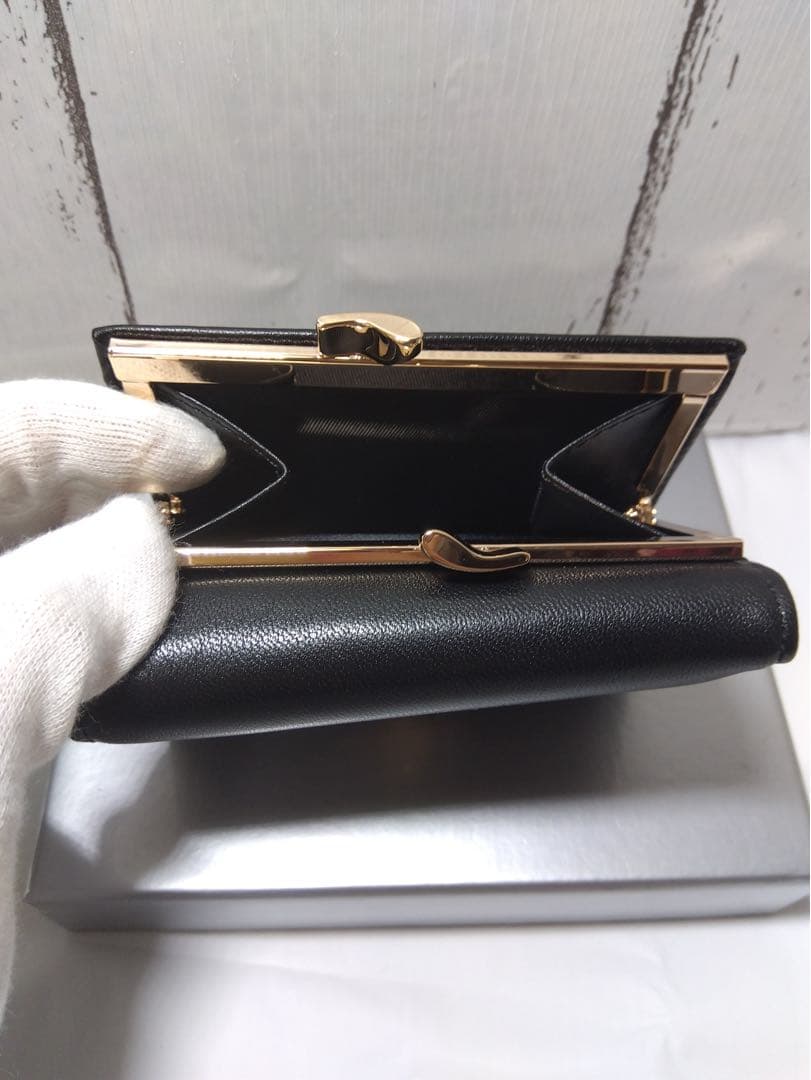 【ショッパー付き】Vivienne Westwood♡三つ折り財布　ブラック