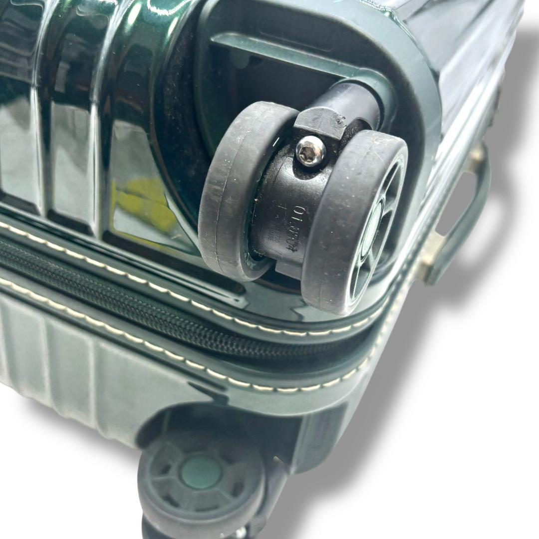 希少 リモワ ボサノバ 870.52 グリーン 4輪 32L 機内持込可能 美品