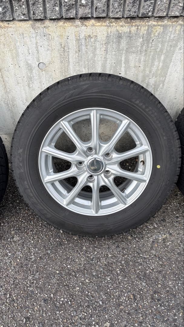 BLIZZAK VRX 195/65R15 スタッドレスタイヤホイール4本セット