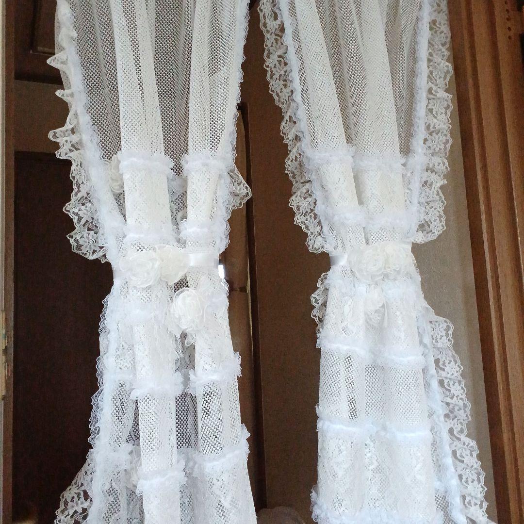 カフェカーテン【梅ばあちゃん様　オーダー品　可愛いフリフリレースのれん】