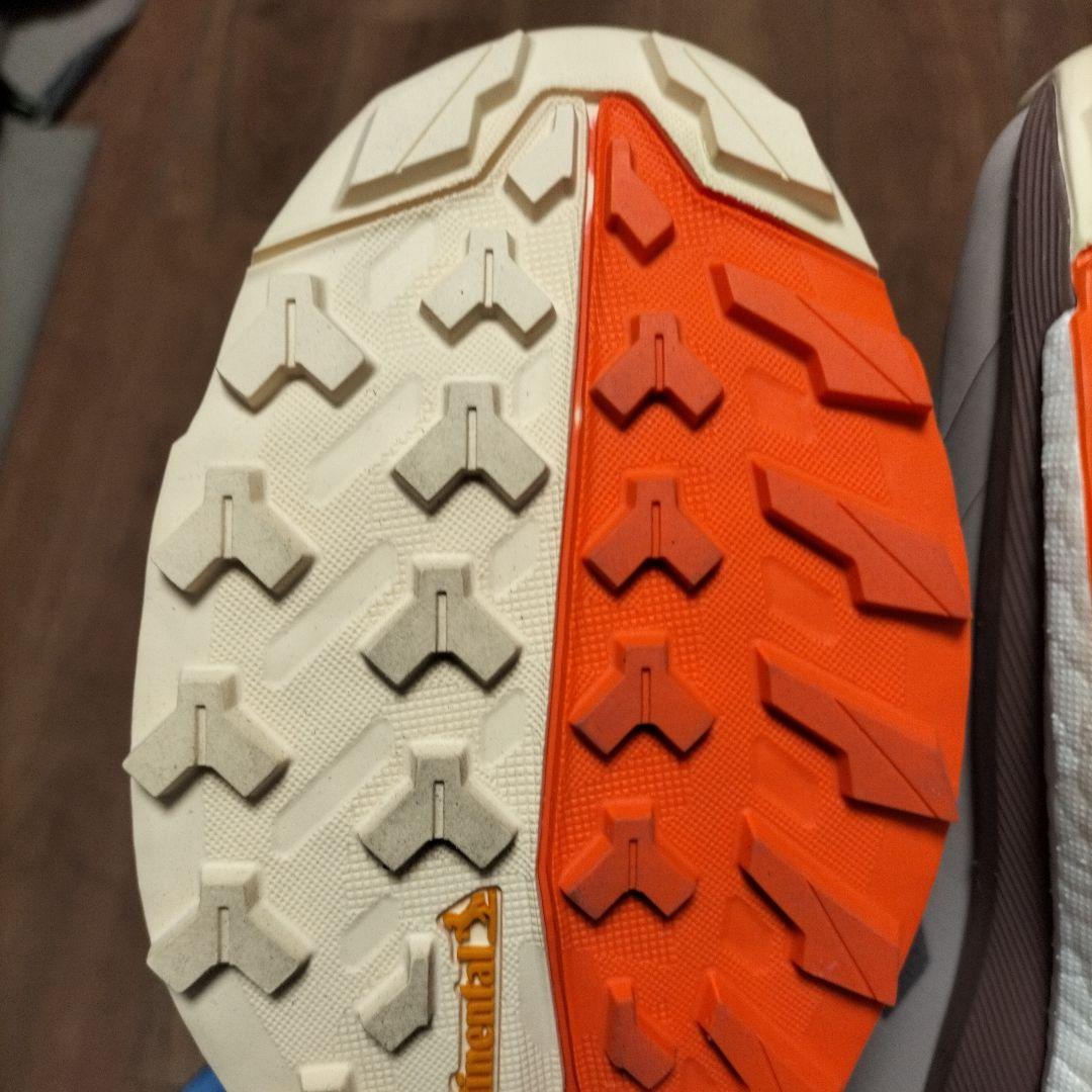 新品 26cm adidas FREE HIKER 2.0 GORE-TEX