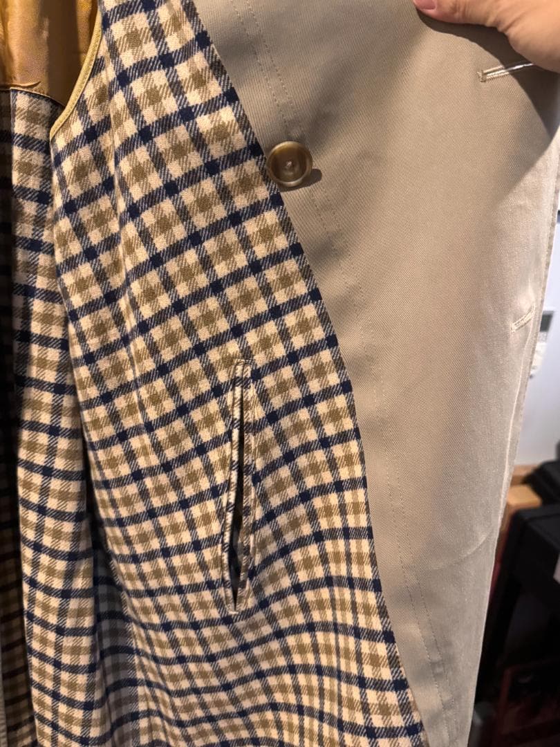 極美品　アクアスキュータム　トレンチコート　メンズ　カーキ　40　イングランド製