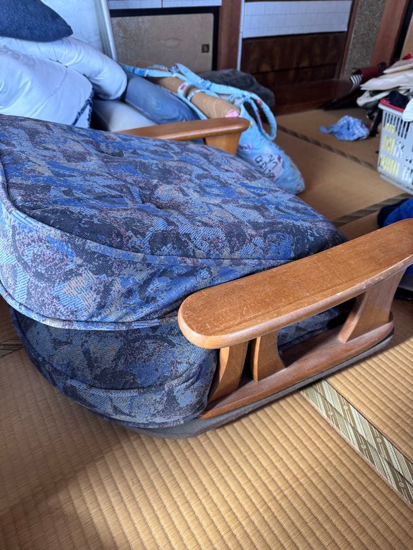 リクライニング座椅子 青系パターン