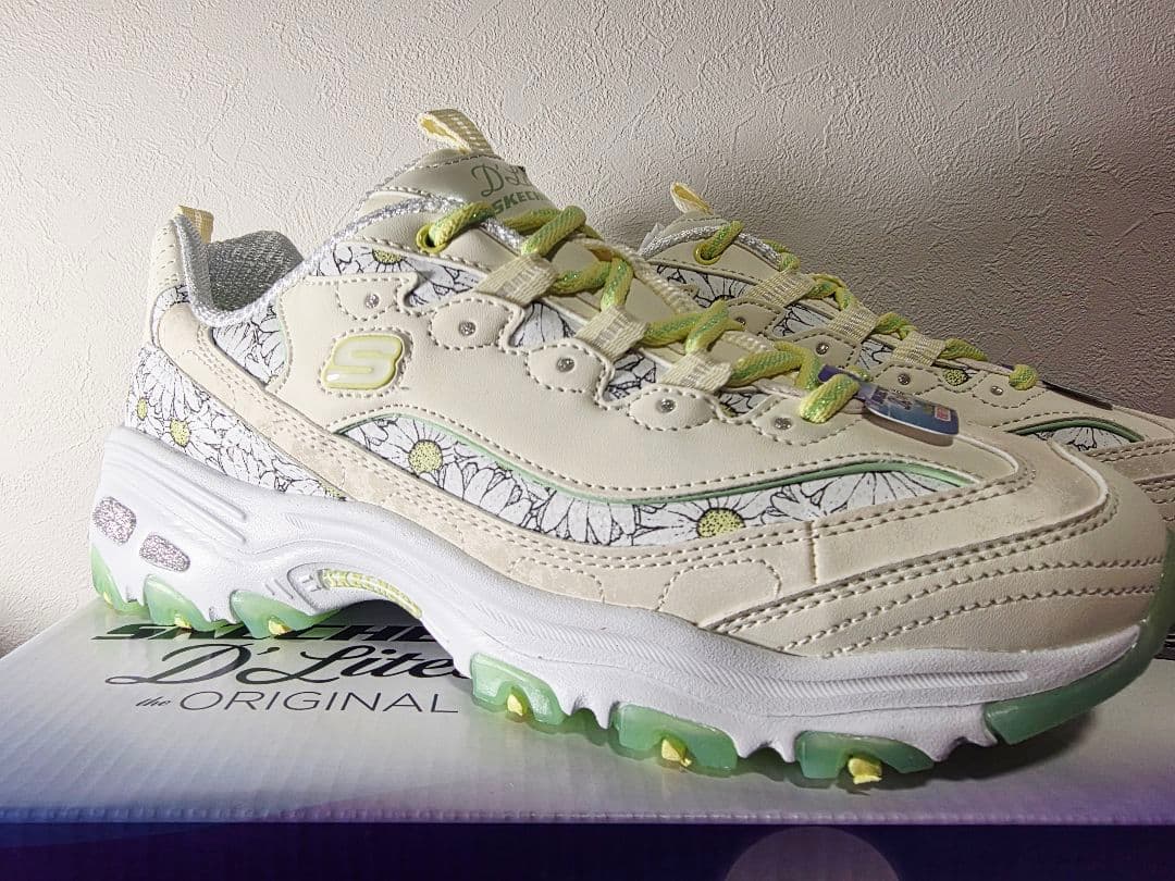 【日本未発売】SKECHERS デイジー 花柄 厚底スニーカー 春 レア