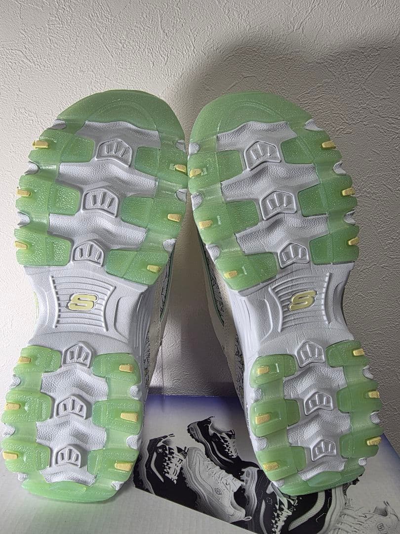 【日本未発売】SKECHERS デイジー 花柄 厚底スニーカー 春 レア