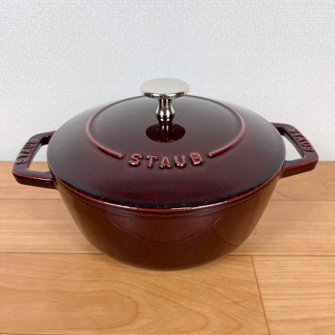 【良品】STAUB ストウブ ココット ラウンド 18cm 両手鍋 ボルドー系