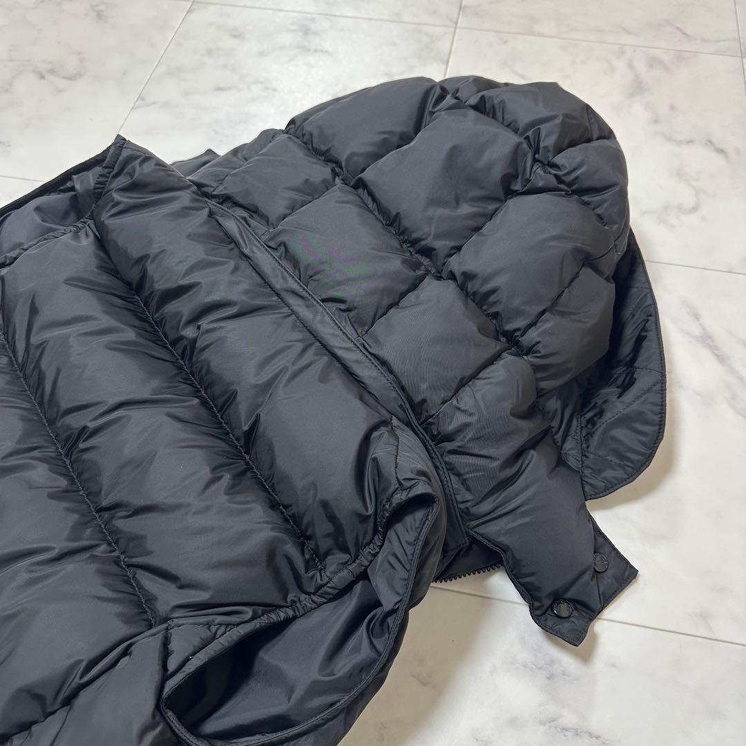 美品 MONCLER ダウンベスト レディース ダウンジャケット