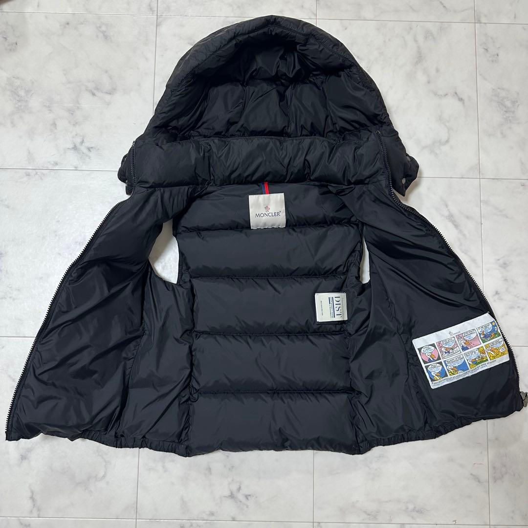 美品 MONCLER ダウンベスト レディース ダウンジャケット