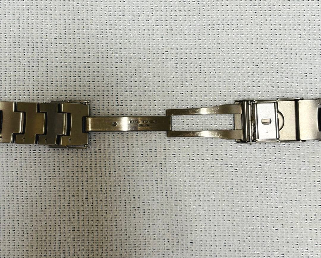 カシオ　プロトレック　チタンベルト