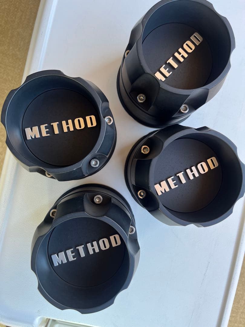 ランドクルーザープラド　ホイール　METHOD RACE WHEELS