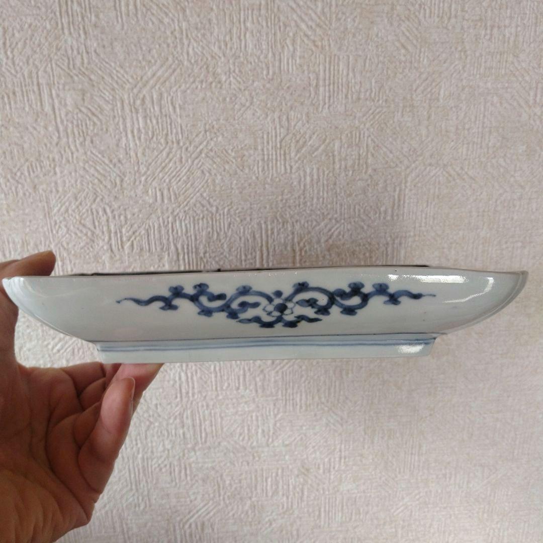 古伊万里染付白抜き木瓜文長皿江戸時代成化年製