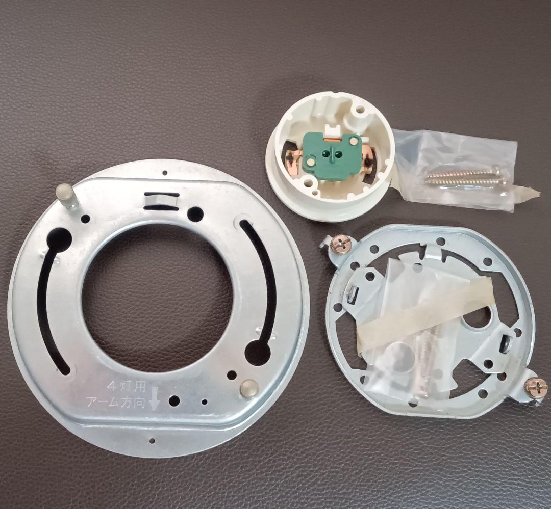 90年代 ナショナル 8灯シャンデリア 約70cm 17口金 ※電球なし