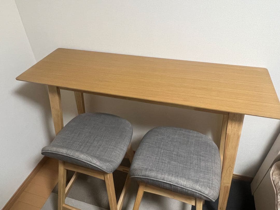 ニトリ　カウンターテーブル +チェア2脚のセット
