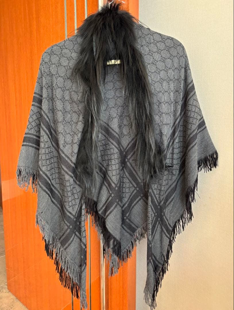 【稀少　美品】グッチ　GUCCI　gg柄　大判ショールストール　ファー付き