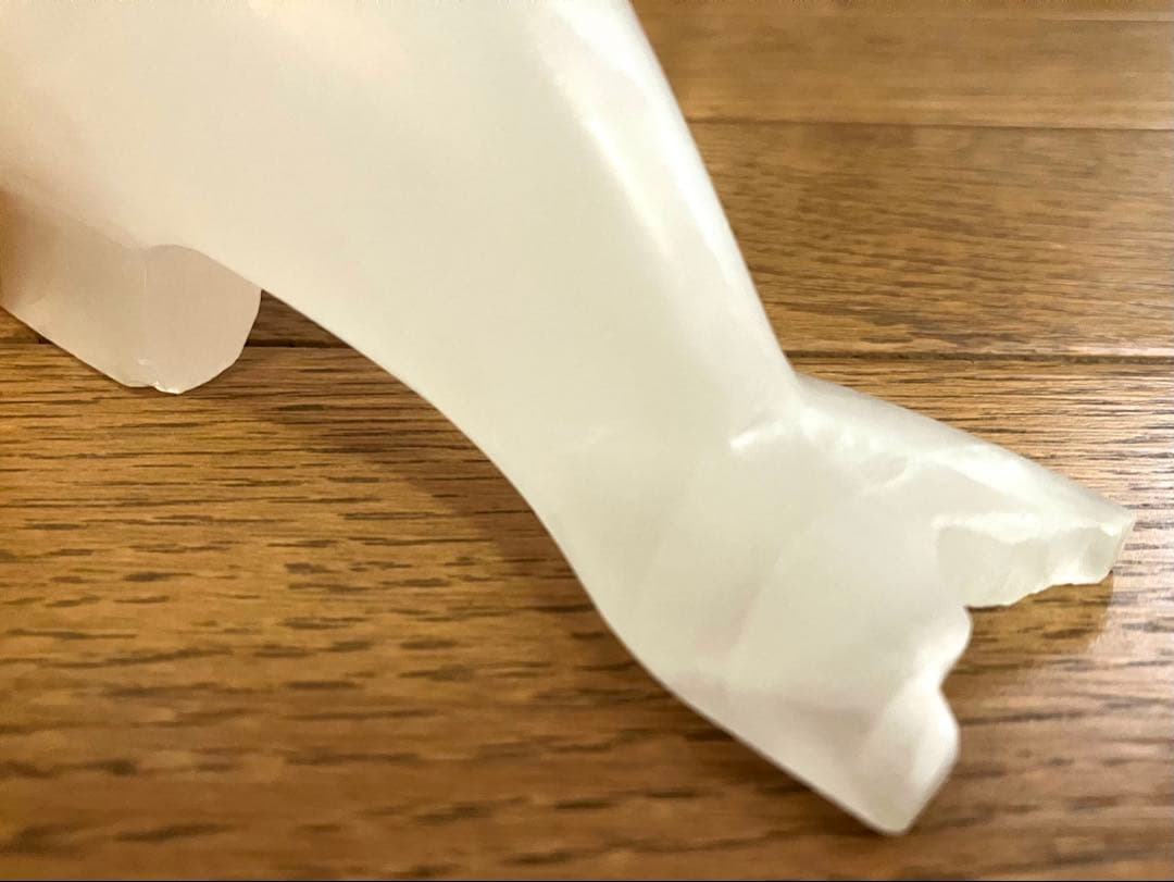 カルサイト　カービング　天然石　イルカ