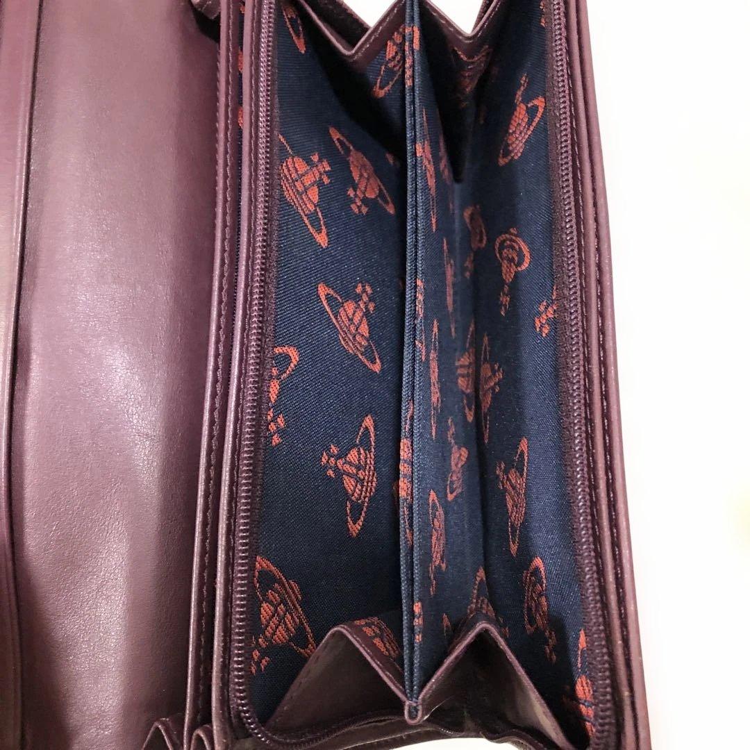 【人気】VivienneWestwood⭐️ブラック オーブ型押し長財布　金ロゴ付