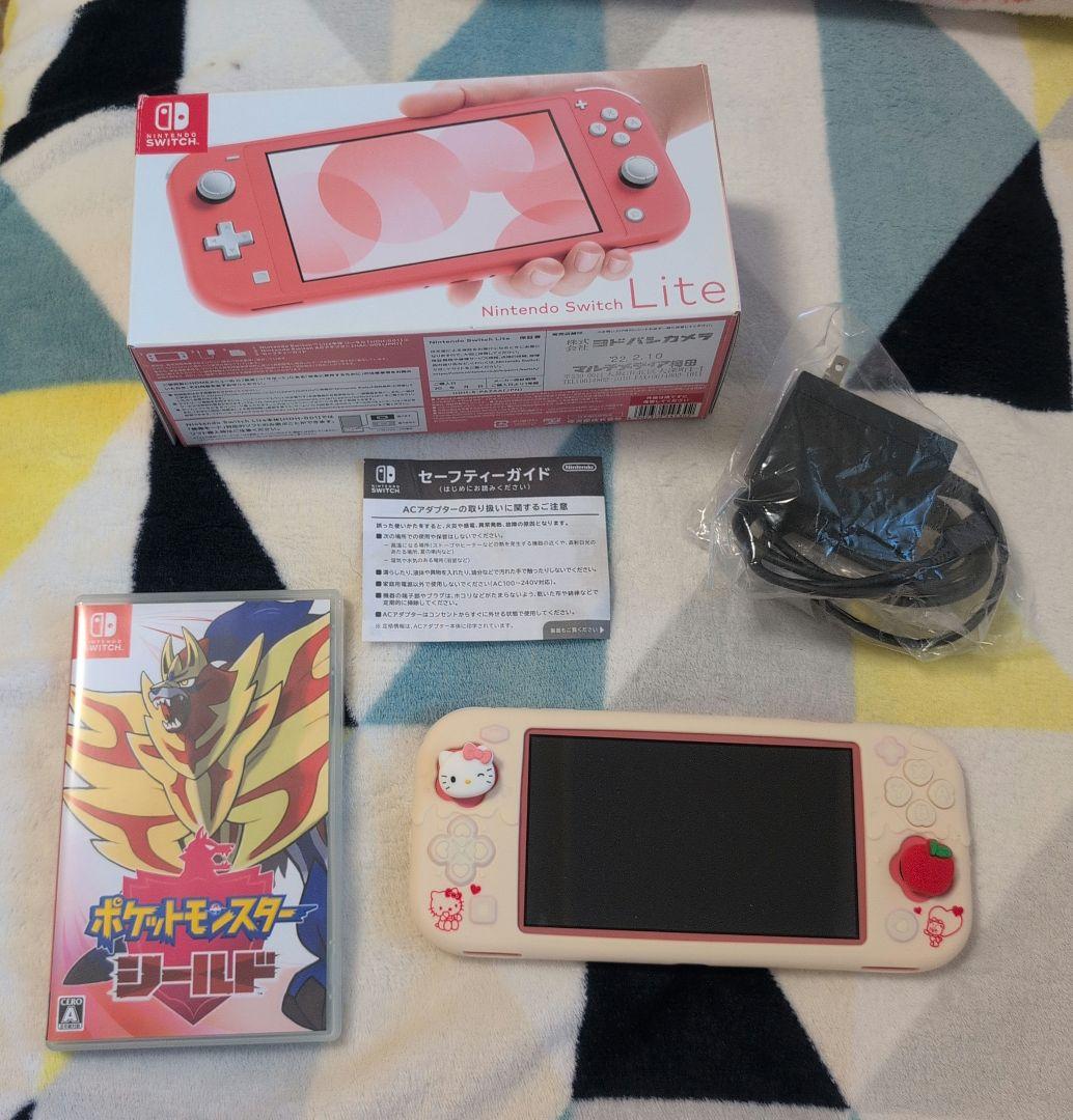 Nintendo SwitchLite コーラル　本体