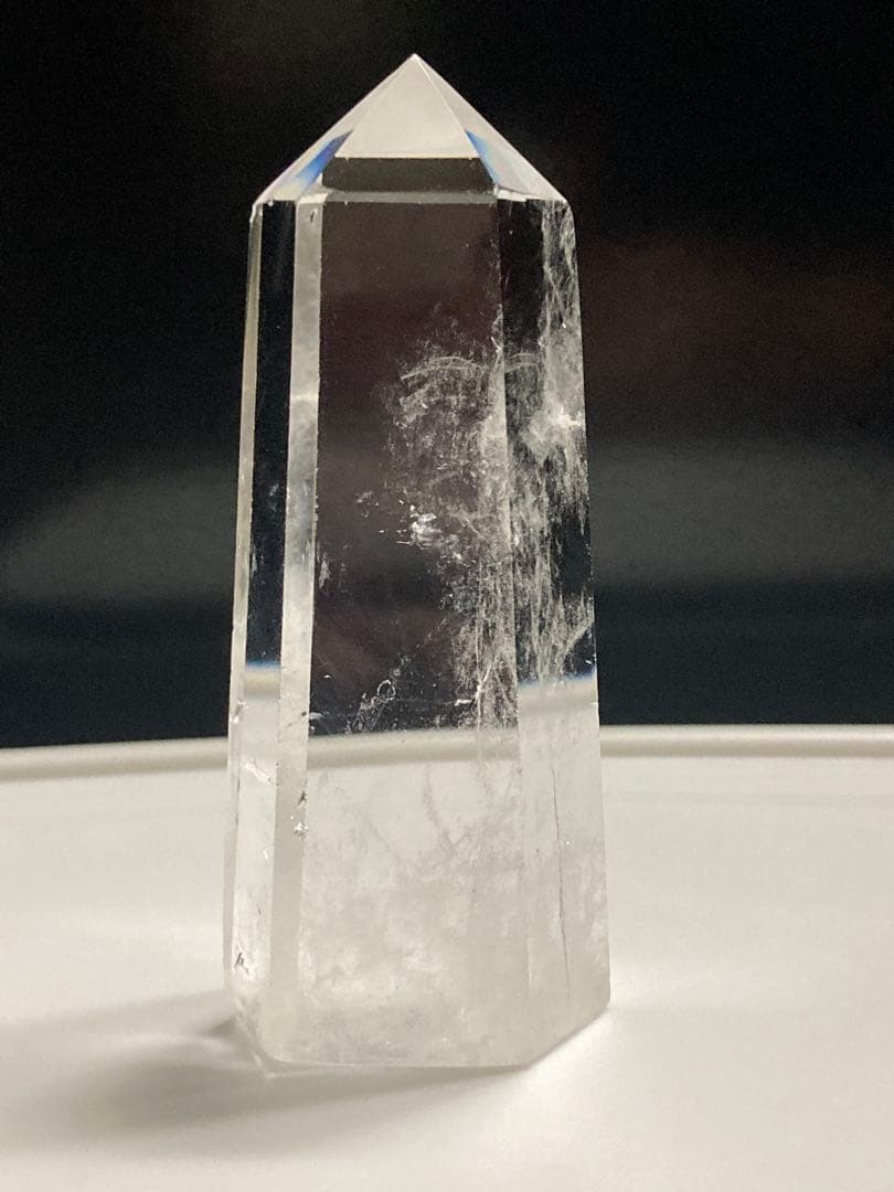 エンジェルラダークォーツ　天然水晶ポイント　原石　鉱物　置物パワーストーン