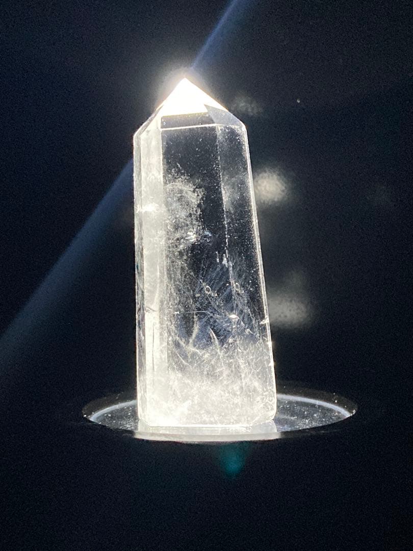 エンジェルラダークォーツ　天然水晶ポイント　原石　鉱物　置物パワーストーン