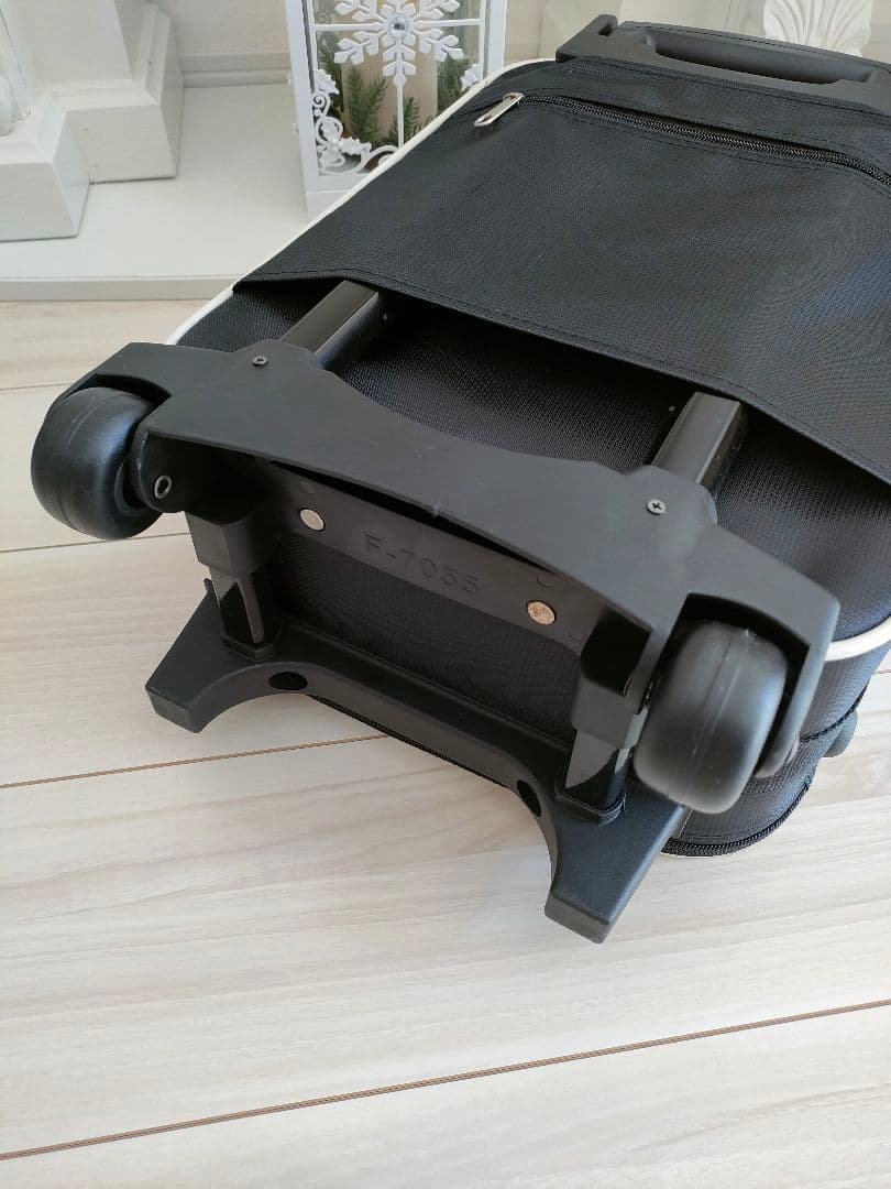 【新品未使用】キャリーケース 　スーツケース　旅行バッグ　クレイサス