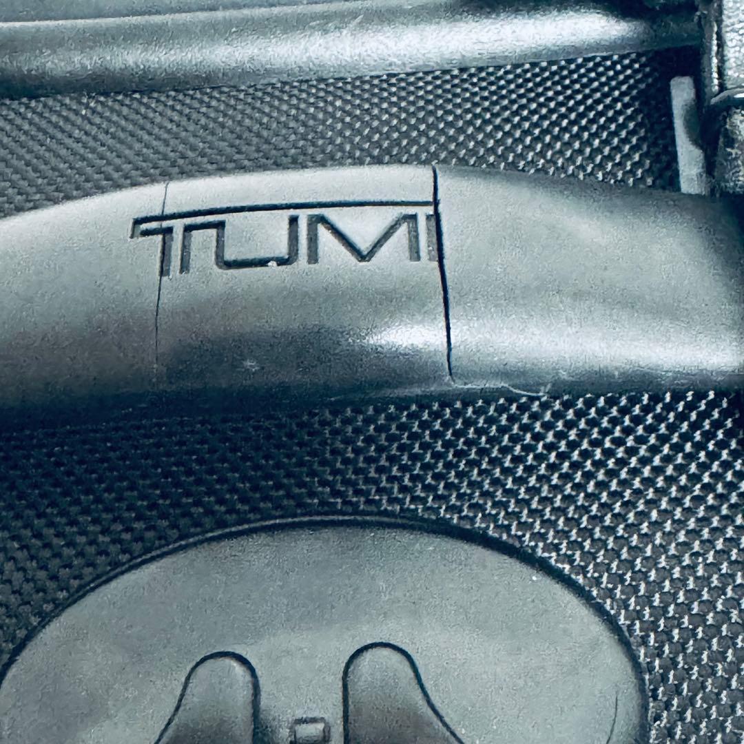 廃盤　TUMI トゥミ　キャリーケース　スーツケース　ブラック　22021DH