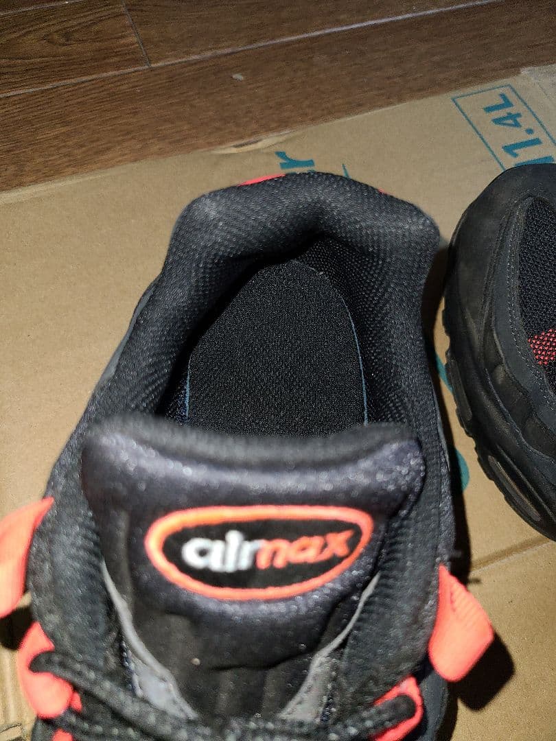 Air Max ブラック/レッド スニーカー