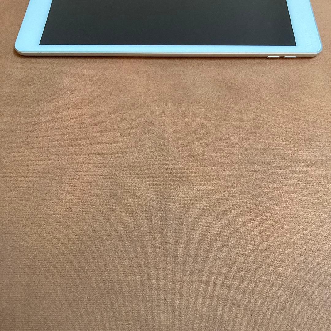 411 電池最良好☆比較的美品☆iPad7第7世代32GB WIFIモデル☆