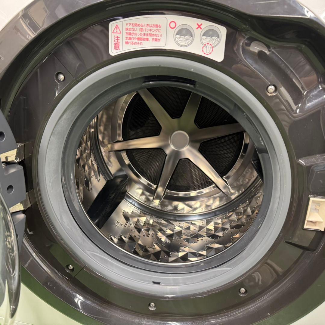 A2081 送料設置無料★Panasonic　ドラム式洗濯機　10㌔乾燥機能付き