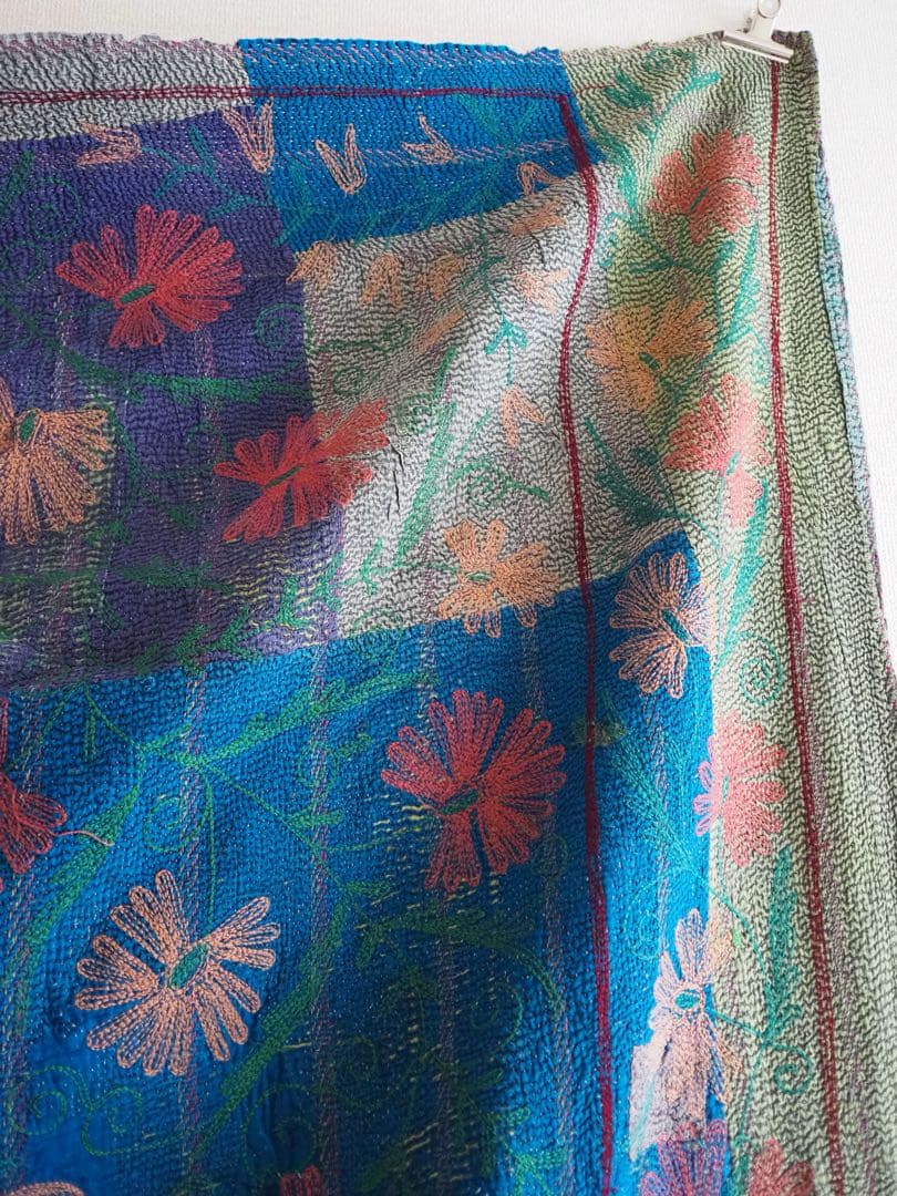 【美品】スザニ刺繍カンタキルト　スザニ刺繍　インド　一点もの