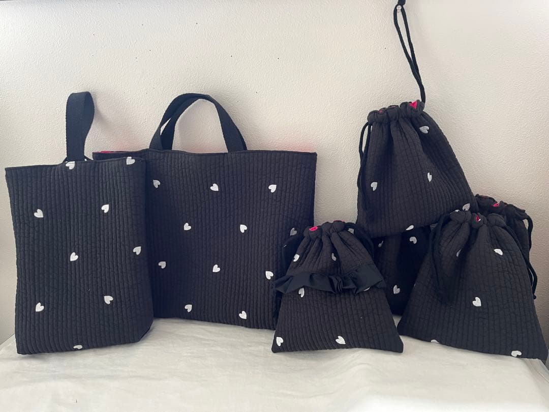 R.さま☆専用　ヌビ　ハート　ブラックレッスンバッグ　巾着　体操服袋　シューズ