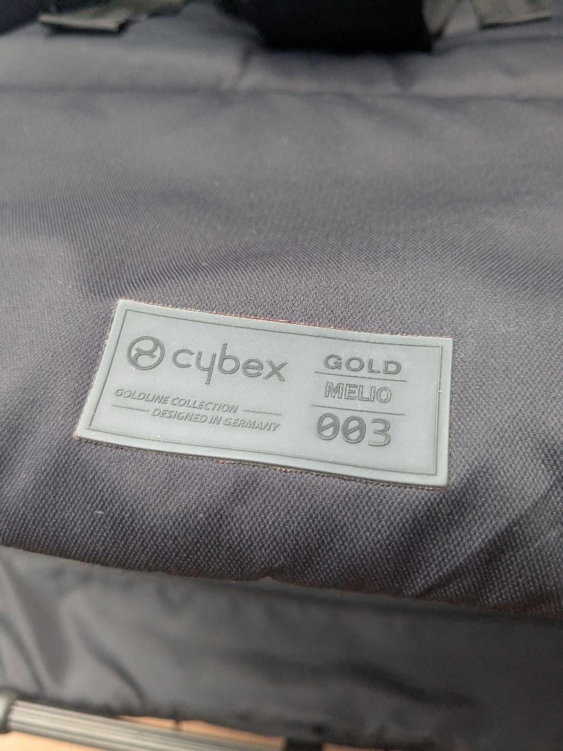 パフ様　cybexメリオカーボン ムーンブラック gold 003