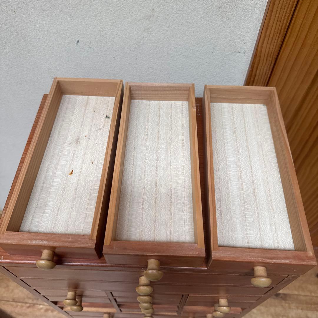 アンティーク木製多段引き出し１９杯