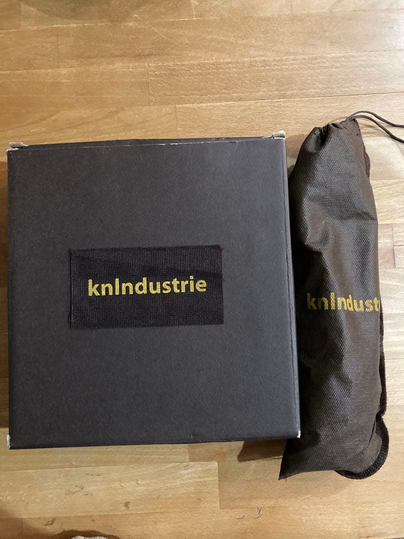 knIndustrie フライパンと持ち手　ホワイト
