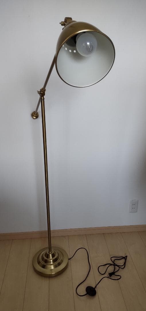 スタンドライトフロアライト イケア BAROMETER間接照明 ゴールド