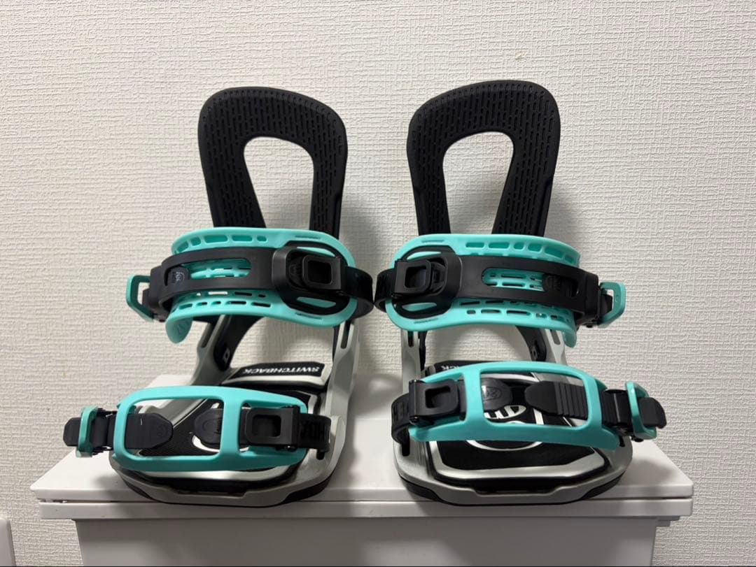 SWITCHBACK スノーボードビンディング ターコイズ/ブラック