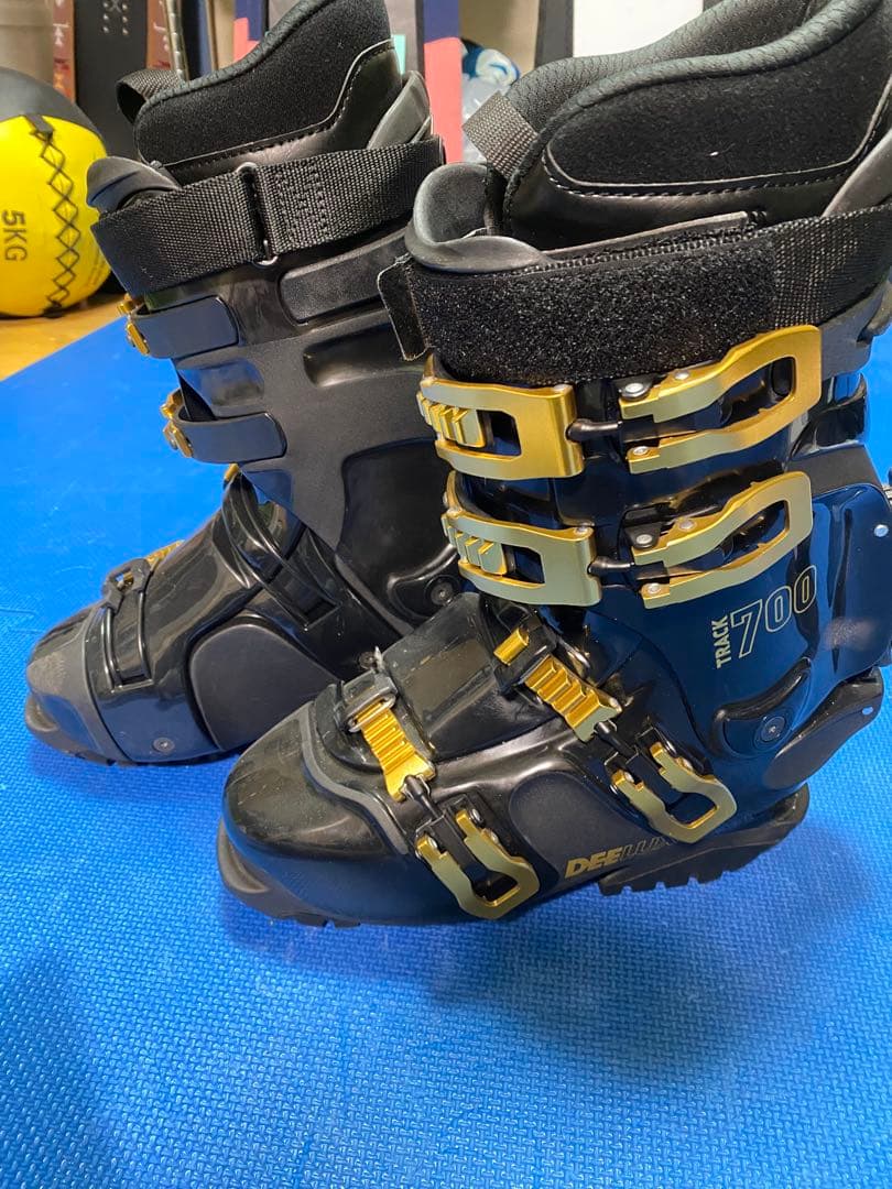 DEELUXE ディーラックス　アルペンスノーボード　ハードブーツ
