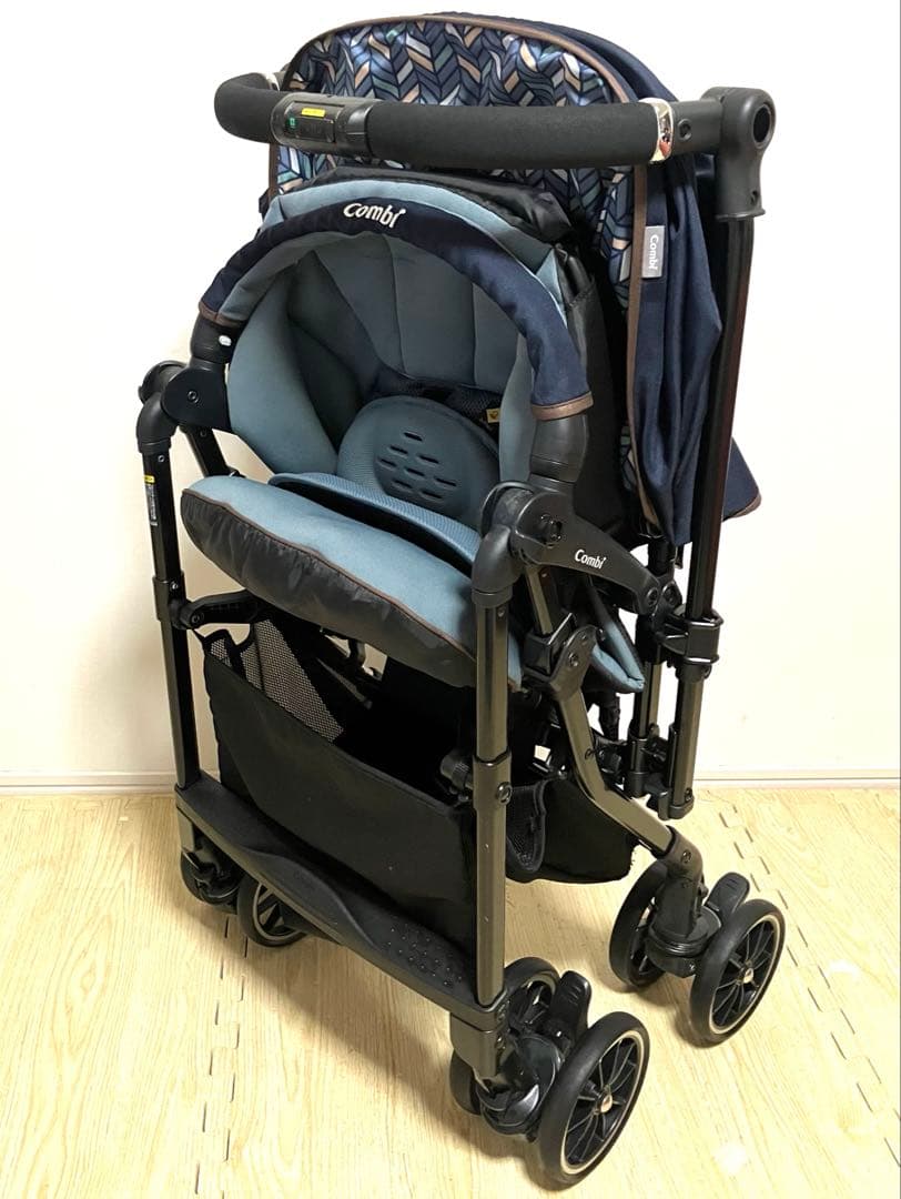 美品 送料無料 コンビ スゴカルα 4キャス compact エッグショック