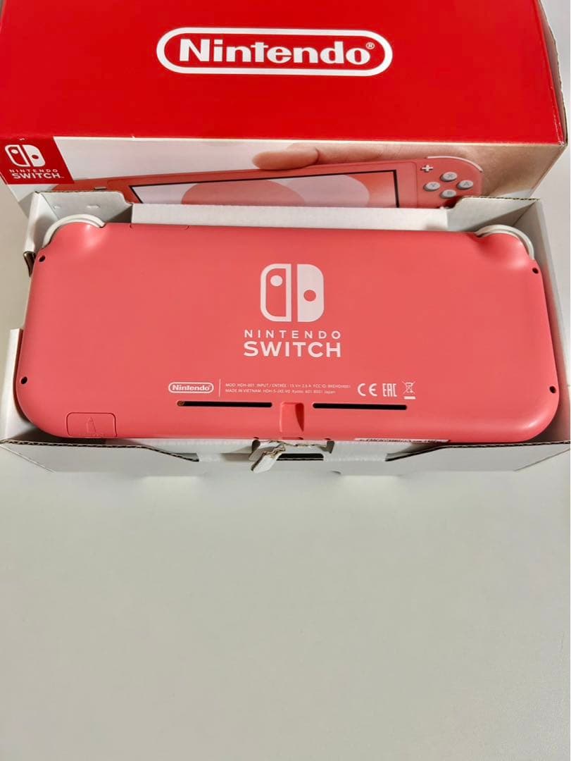 Nintendo Switch Lite 本体　コーラルピンク　箱付き