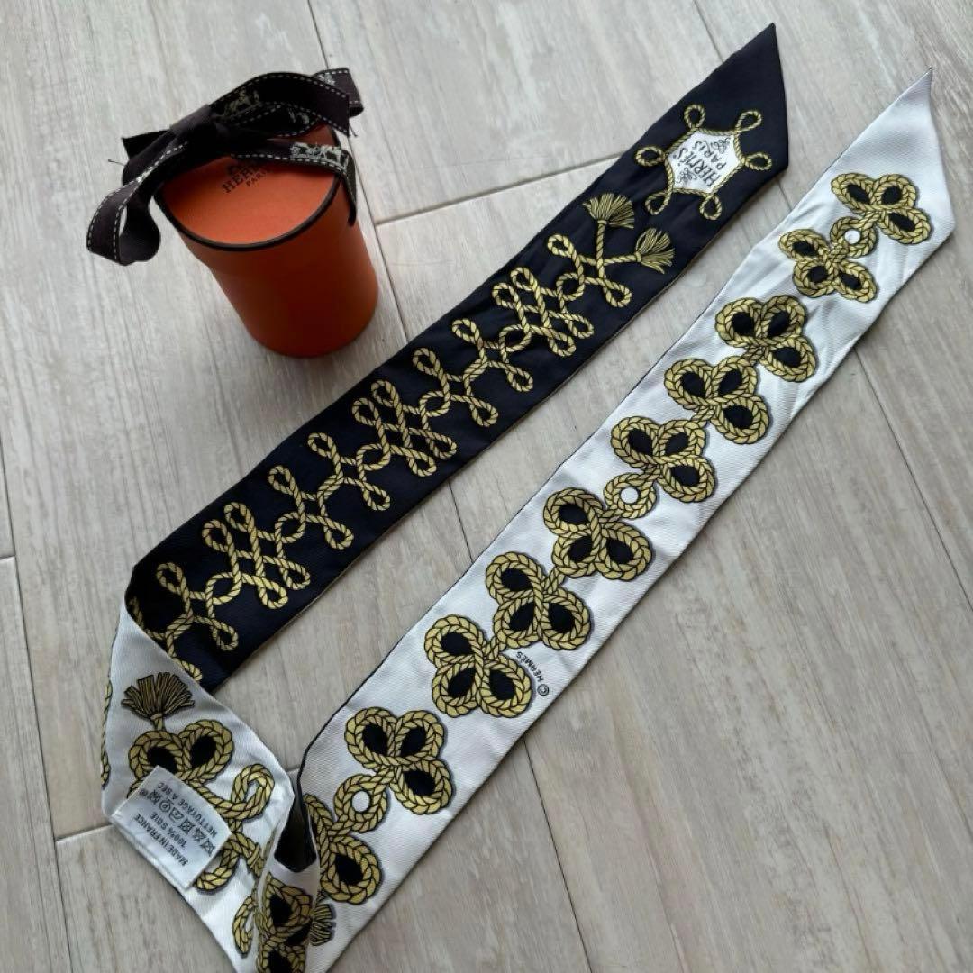 HERMES ツイリー 黒白 ゴールド模様