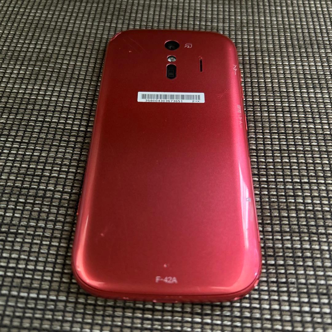 docomo ピンク　らくらくスマートフォン　視覚補助設定も可能！