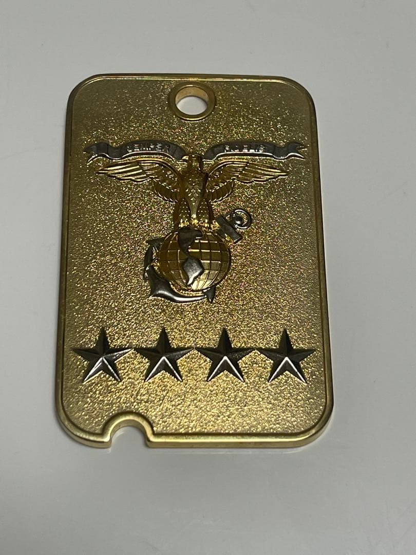 米海兵隊総司令官 金色鷲の紋章付き
