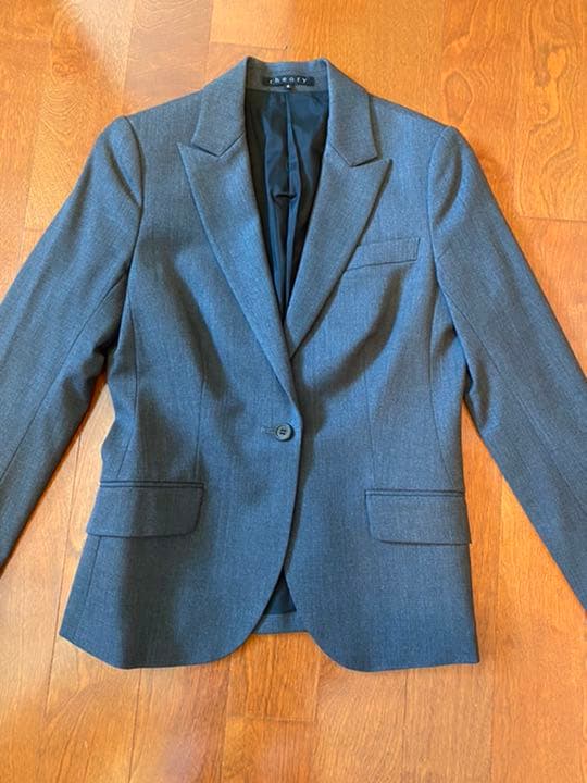 セオリー パンツスーツ