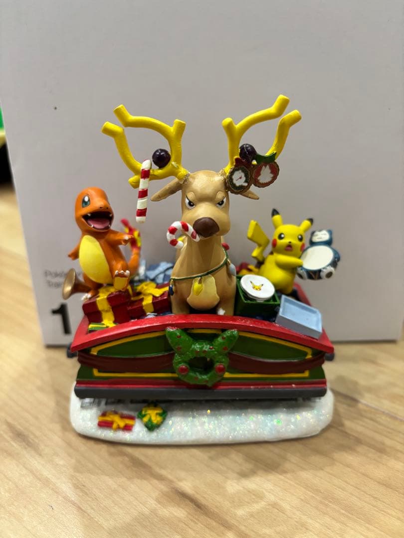 【海外限定】ポケモンクリスマス.ホリデー　ピカチュウヒトカゲイーブイ　補修済