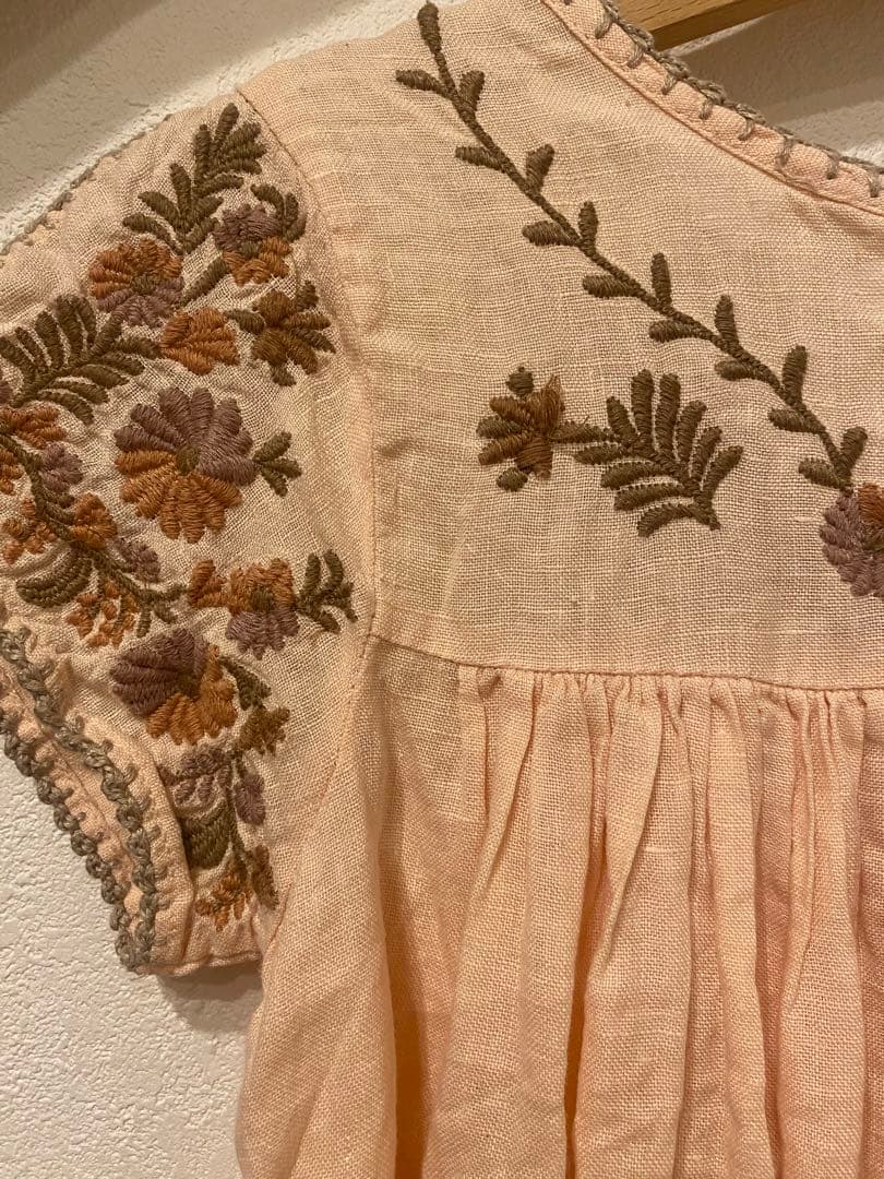 apolinakids花柄刺繍ワンピース