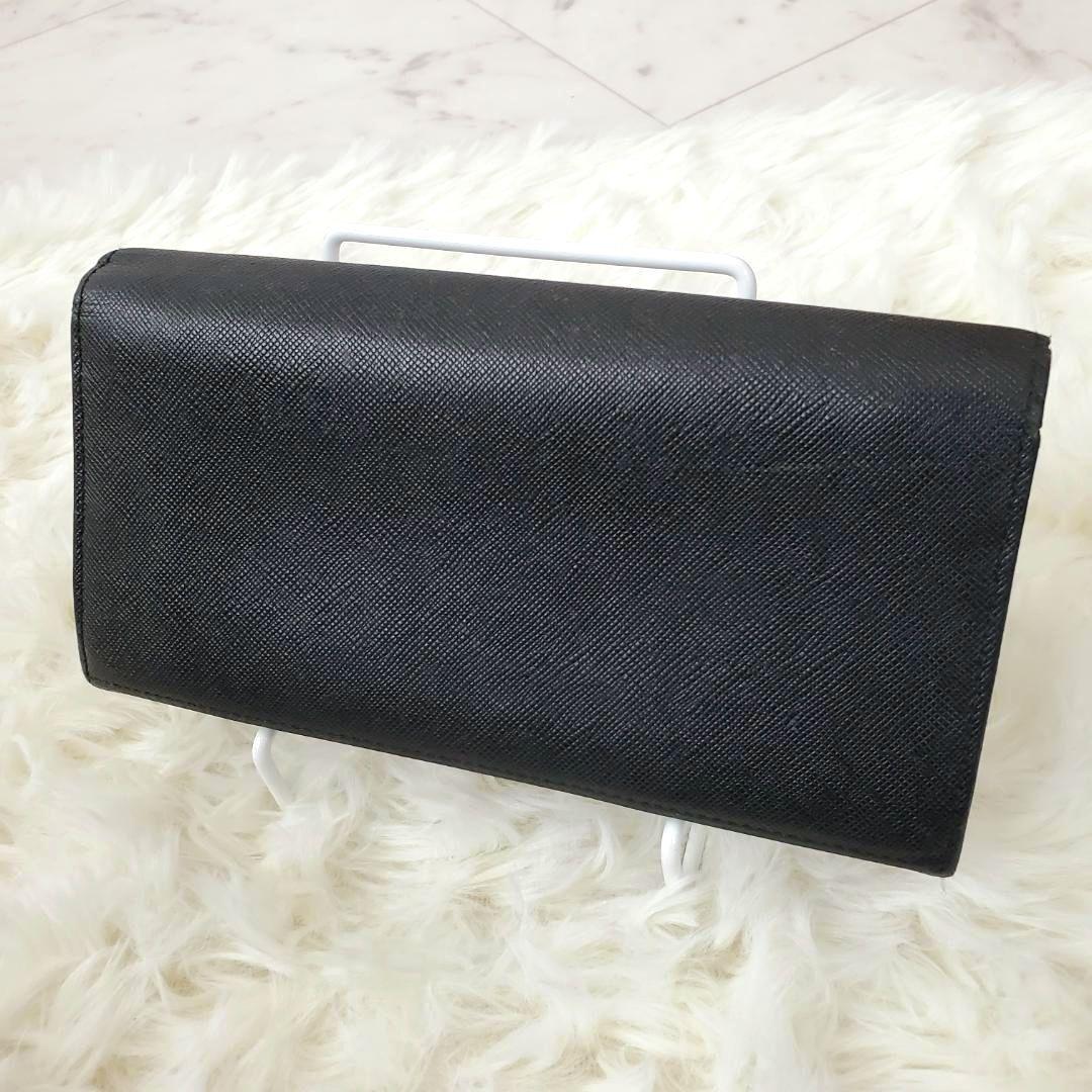 美品 人気モデル バーバリー 長財布 ノバチェック がま口 ブラック 大容量