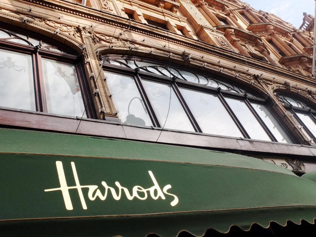 Harrods 「古代ギリシャ調ヴィンテージ コレクション・クリスマスマグ」