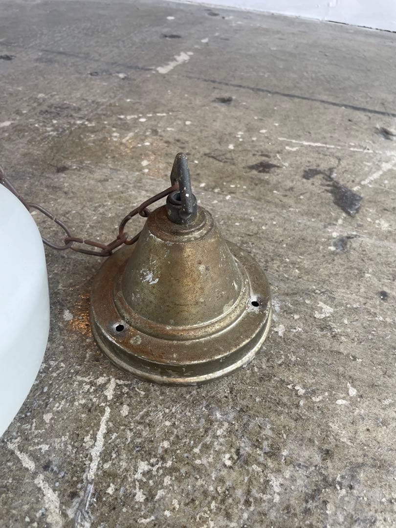 【アンティークライト】ミルクガラス　真鍮　昭和レトロ　 照明　ビンテージ