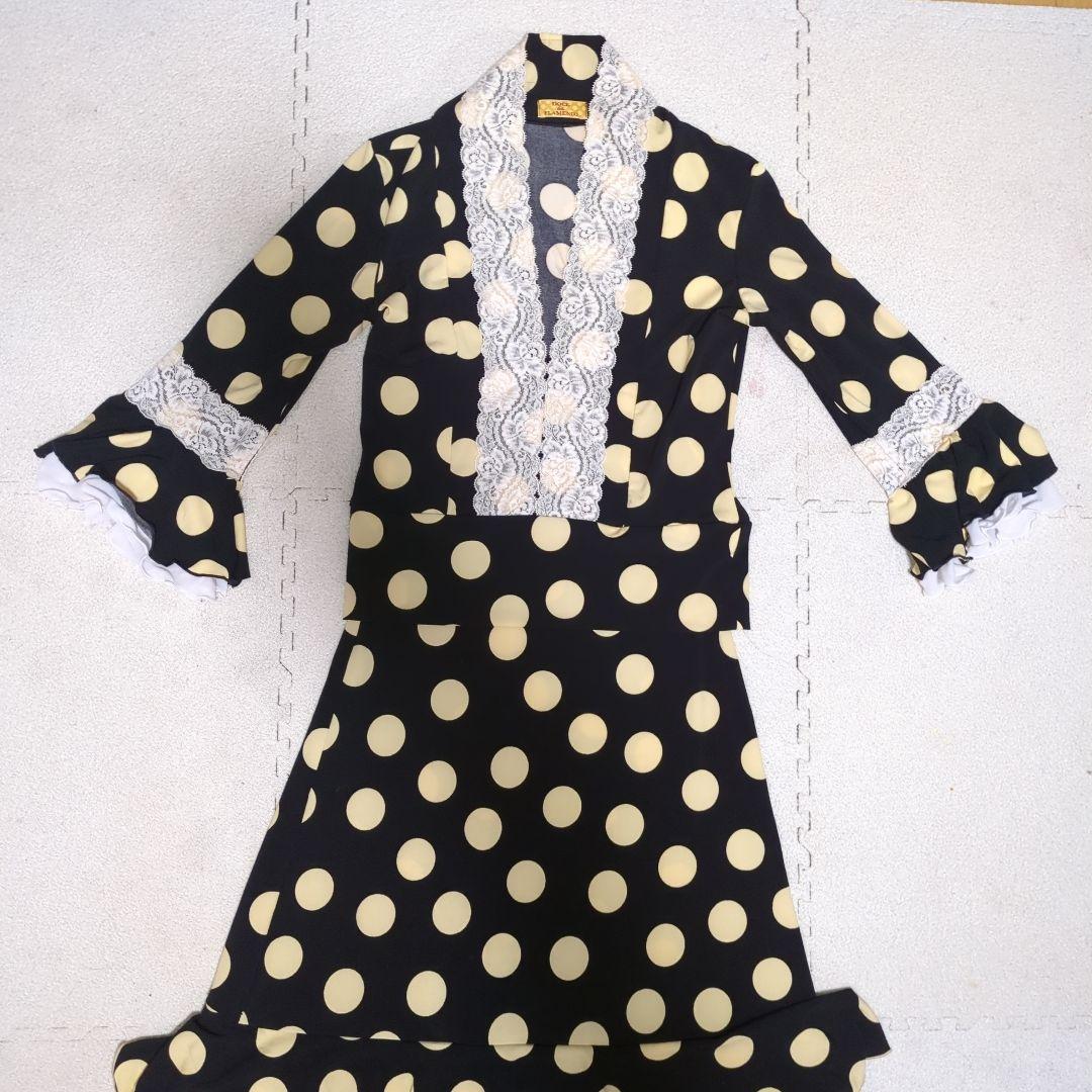 水玉模様 フリル付きロングドレス