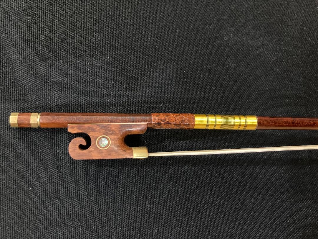 Violin bow 4/4 ヴァイオリン弓 エレガントな飾り付き